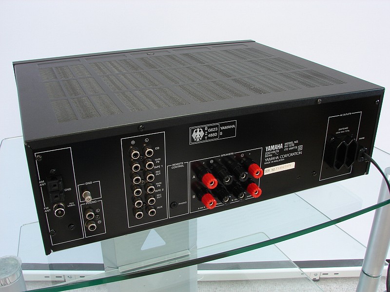 Yamaha RX-570 kraftvoller Receiver in schwarz, kompl. gewartet 12 Mon ...