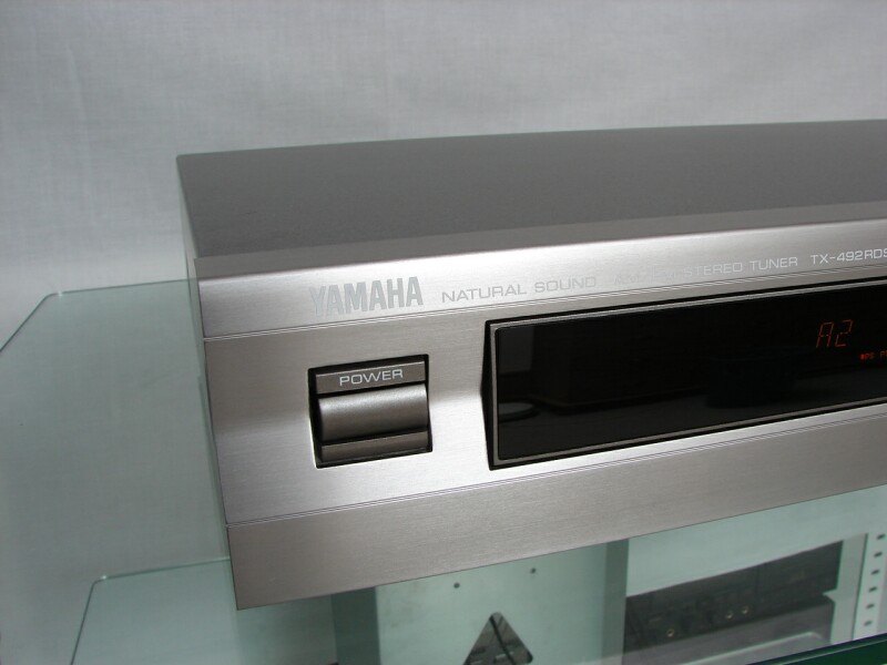 Yamaha TX 492 RDS Tuner Titan